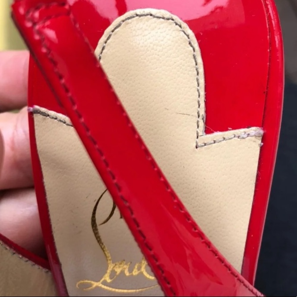 ❌SOLD ❌  Christian Louboutin sling back heels. - Picture 5 of 13